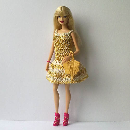 Oblečky pro Barbie - šaty + kabelka — foto 2