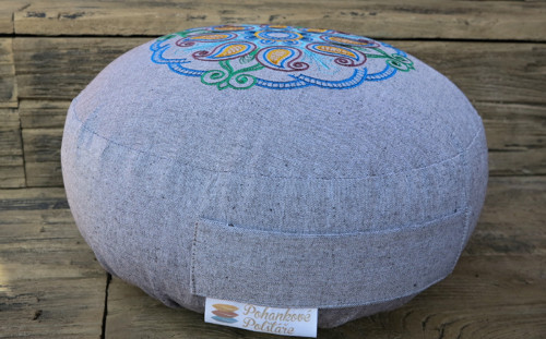 Vyšívaný puff mandala, průměr 30cm, barvy — foto 3