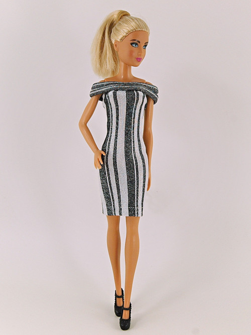 Barbie - Stříbročerné šaty — foto 3