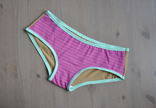 Cosy & Cutty kalhotky vel. M — foto 2