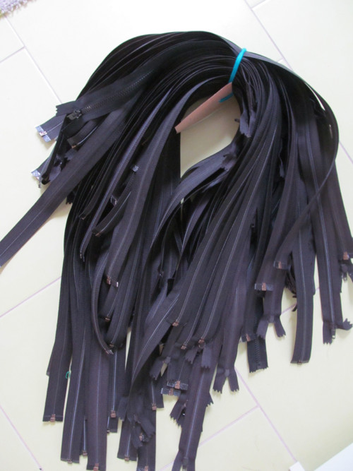 Zip dělitelný spirálový 75 cm — foto 2