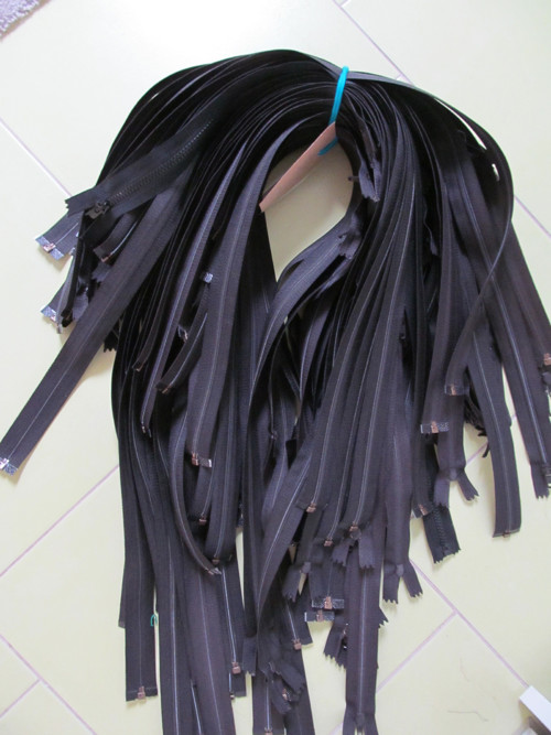 Zip dělitelný spirálový 75 cm — foto 4