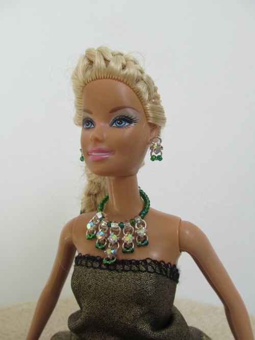 Souprava - náhrdelník a náušnice pro Barbie — foto 2