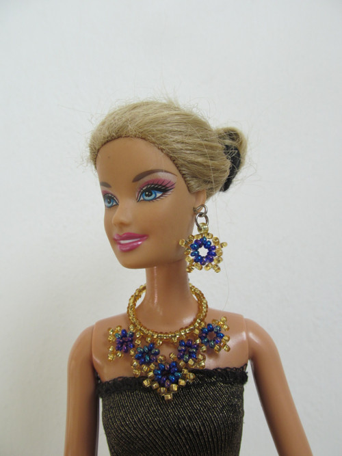 Náhrdelník pro panenku Barbie — foto 3