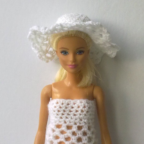 Oblečky pro Barbie - šaty, klobouk, růžička — foto 5