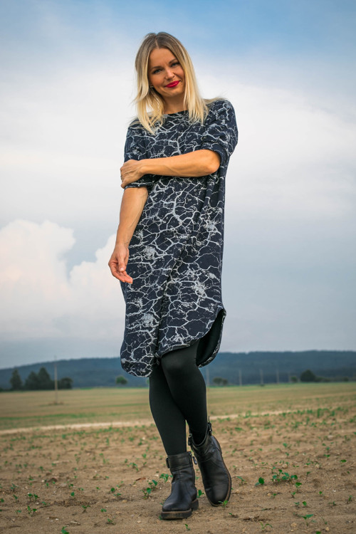 X155 šaty, velikost M — foto 2