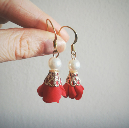 Red pearl flowers — foto 3
