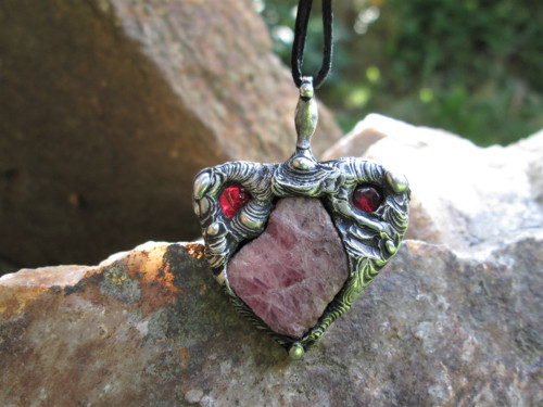 Talisman ,, Štít Lásky " — foto 6