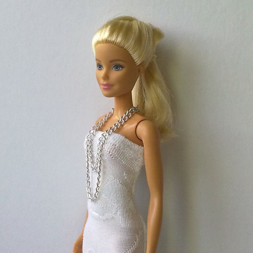 Šperky pro Barbie - řetízkový náhrdelník — foto 2