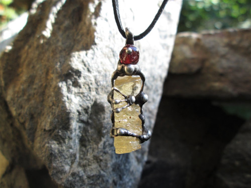Talisman ,, Spoutané energie " — foto 3
