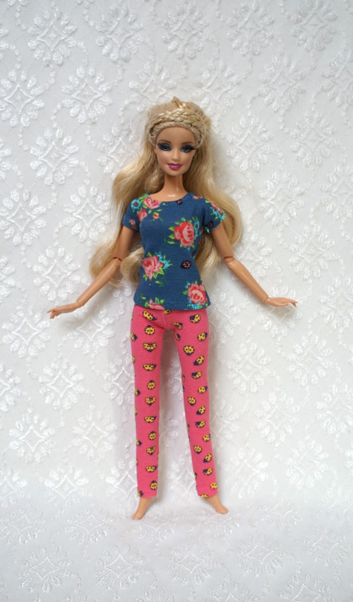 Komplet pro Barbie — foto 2