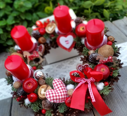 Adventní věneček na stůl - rezervace — foto 3