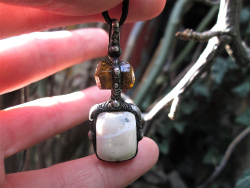 Talisman ,, Merlinit " — foto 2