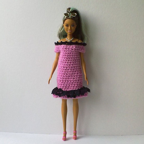 Oblečky pro Barbie - šaty + náhrdelník, botičky — foto 2