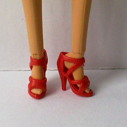 Oblečky pro Barbie - šaty + botičky — foto 3