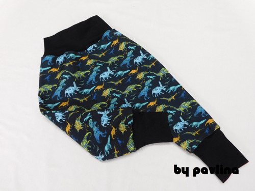 Dětské softshellové turky - Dino na černé — foto 3