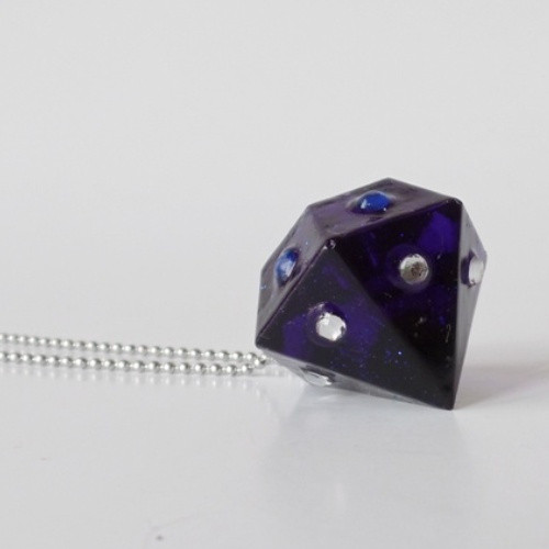 Náhrdelník "Resin" tvar diamant modrý s šatony — foto 5