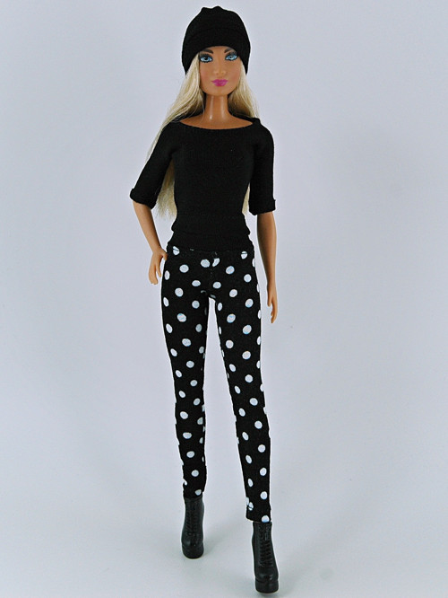 Barbie - Puntíkaté legíny — foto 2