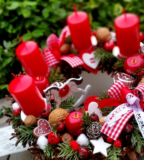 Adventní věnec s koníkem - rezervace — foto 2