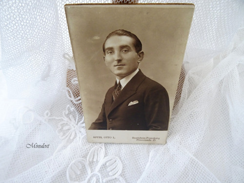 Advokát — foto 2