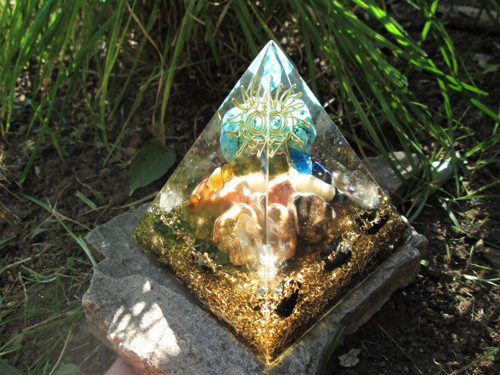 Org. pyramida ,, Matky Země " — foto 6