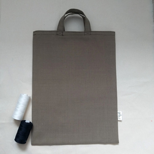 Hnědošedá taška 25x30cm — foto 3