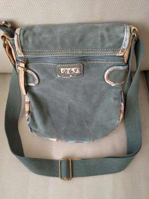 Crossbody taška — foto 6
