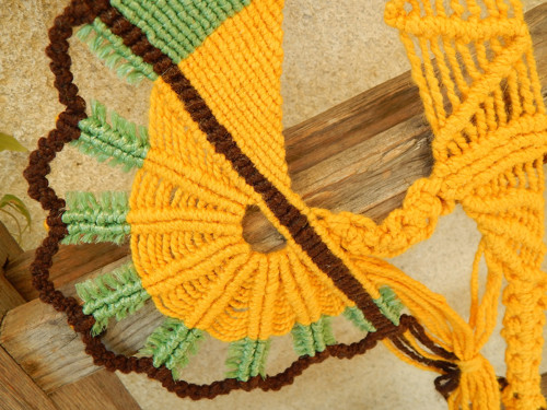 Trojbarevný drhaný závěs na zeď - MACRAMÉ 2 — foto 5