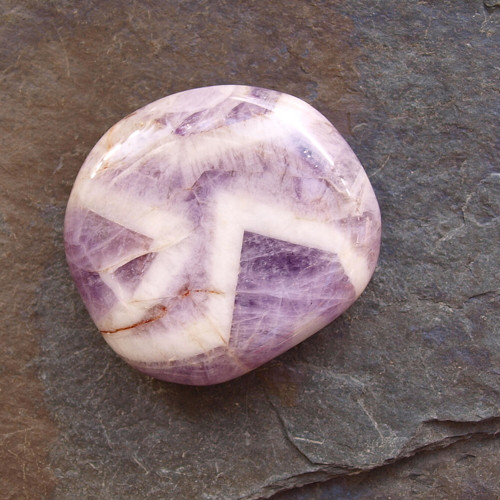 Ametyst chevron, placka 43 x 38 mm — foto 2