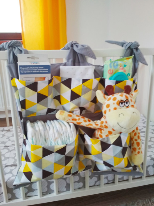 Triangl - široký kapsář na postýlku — foto 5