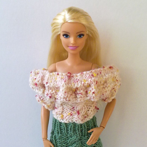 Oblečky pro Barbie - top, sukně — foto 2