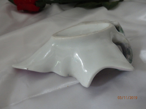 Růžový porcelánový list — foto 2