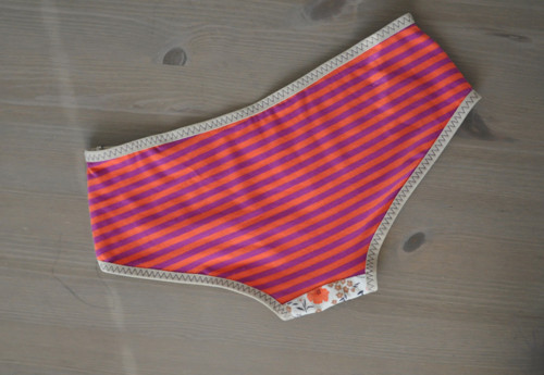 Cosy & Cutty kalhotky vel. M — foto 3