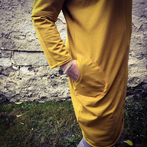 Šaty hořčicově žluté — foto 2