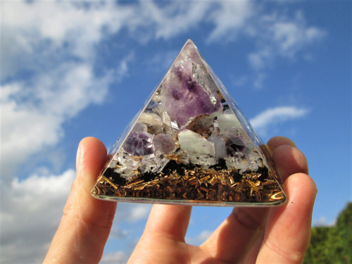Org. pyramida ,, Duchovní cesty " — foto 5