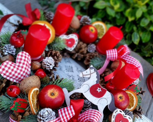 Vánoce tradičně - větší věnec — foto 2