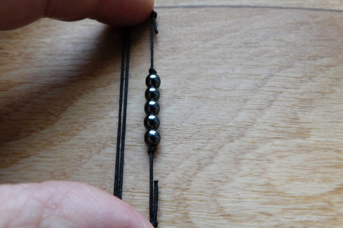Náramek - Mini kuličky hematitu — foto 3