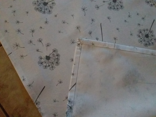 Ubrus chmýří na bílém — foto 5