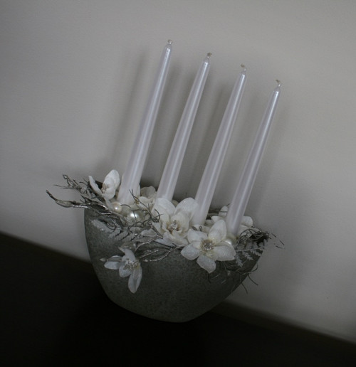 Adventní lodička s magnoliemi — foto 3
