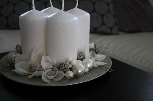 Adventní svícen s magnoliemi — foto 3