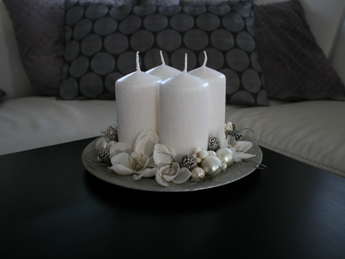 Adventní svícen s magnoliemi — foto 5