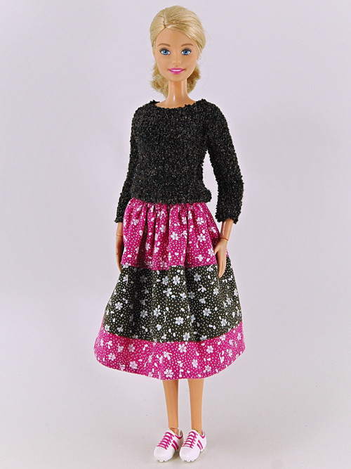 Barbie - Svetřík čokoládový — foto 2