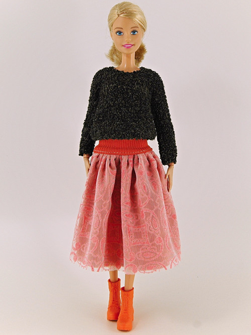 Barbie - Svetřík hnědý — foto 2