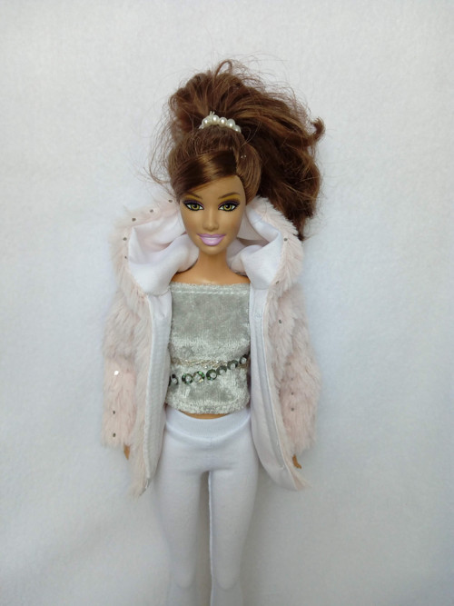 Kožíšek pro Barbie — foto 3