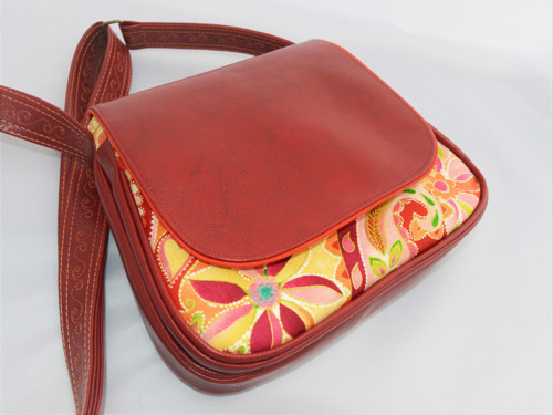 Crossbody v Červené — foto 2