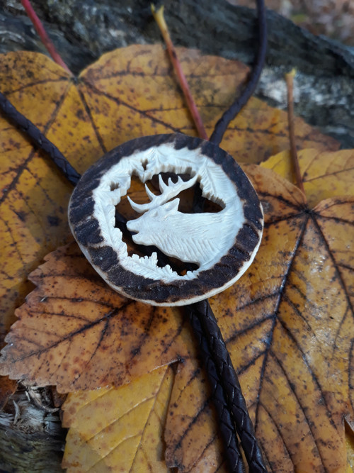 Ručně vyřezávané bolo - jelen — foto 2