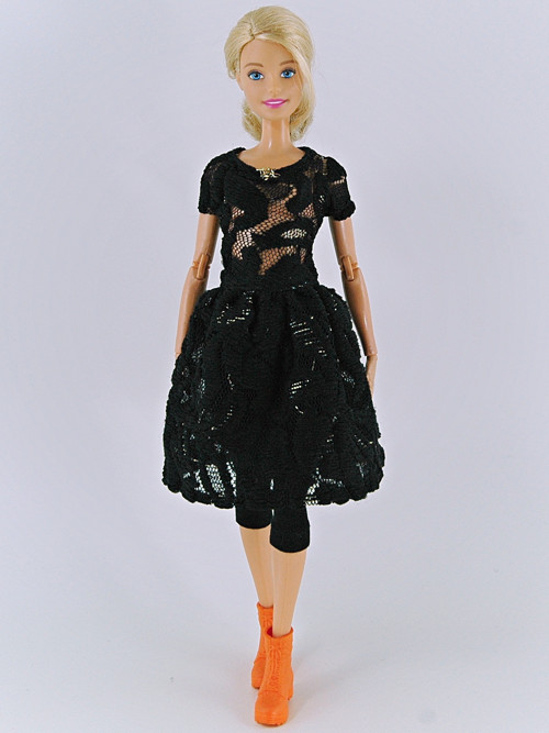 Barbie - Krajkové šaty — foto 3