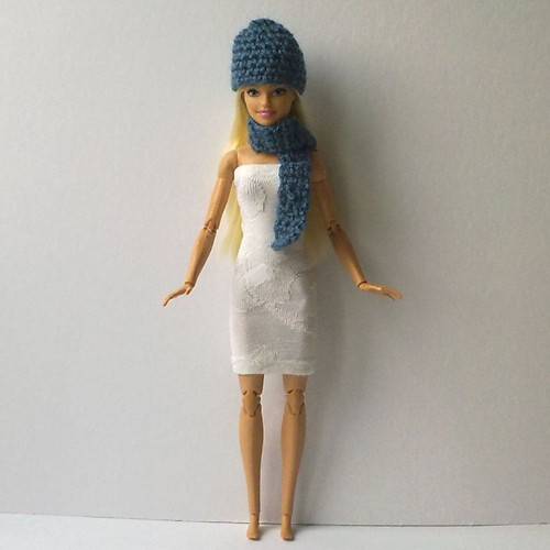 Oblečky pro Barbie - čepice, šála — foto 2