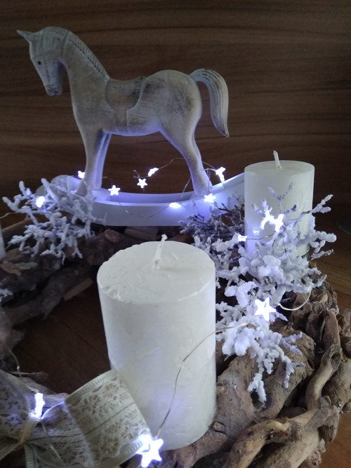 Velký adventní věnec s koníkem — foto 3