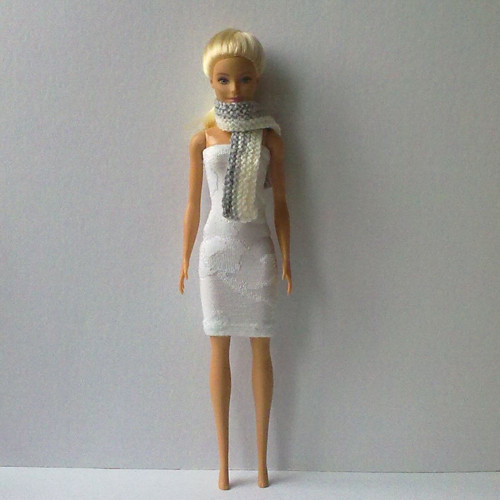 Oblečky pro Barbie - šála — foto 4